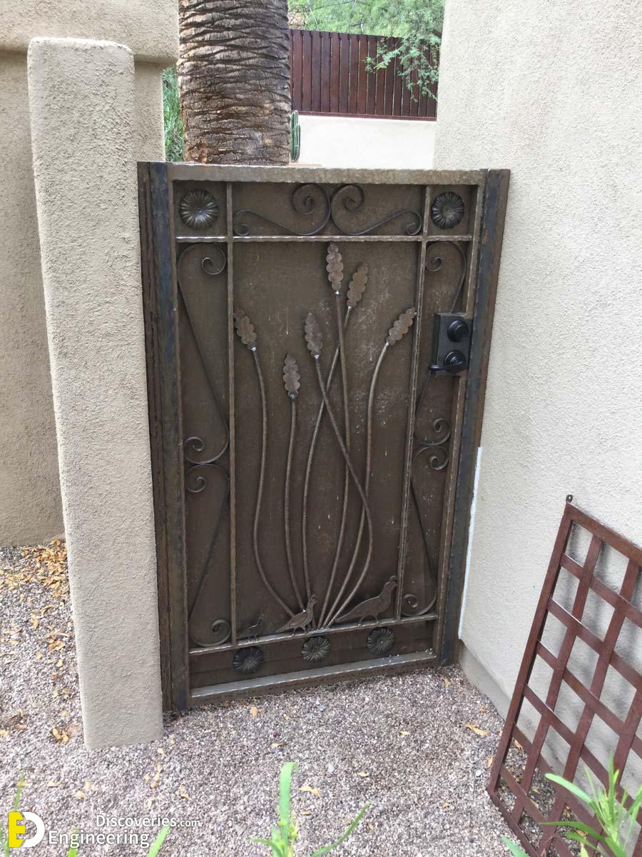 courtyard-wrought-iron-gate-ocotillo-motif-and-scroll-work-img-2508.jpg