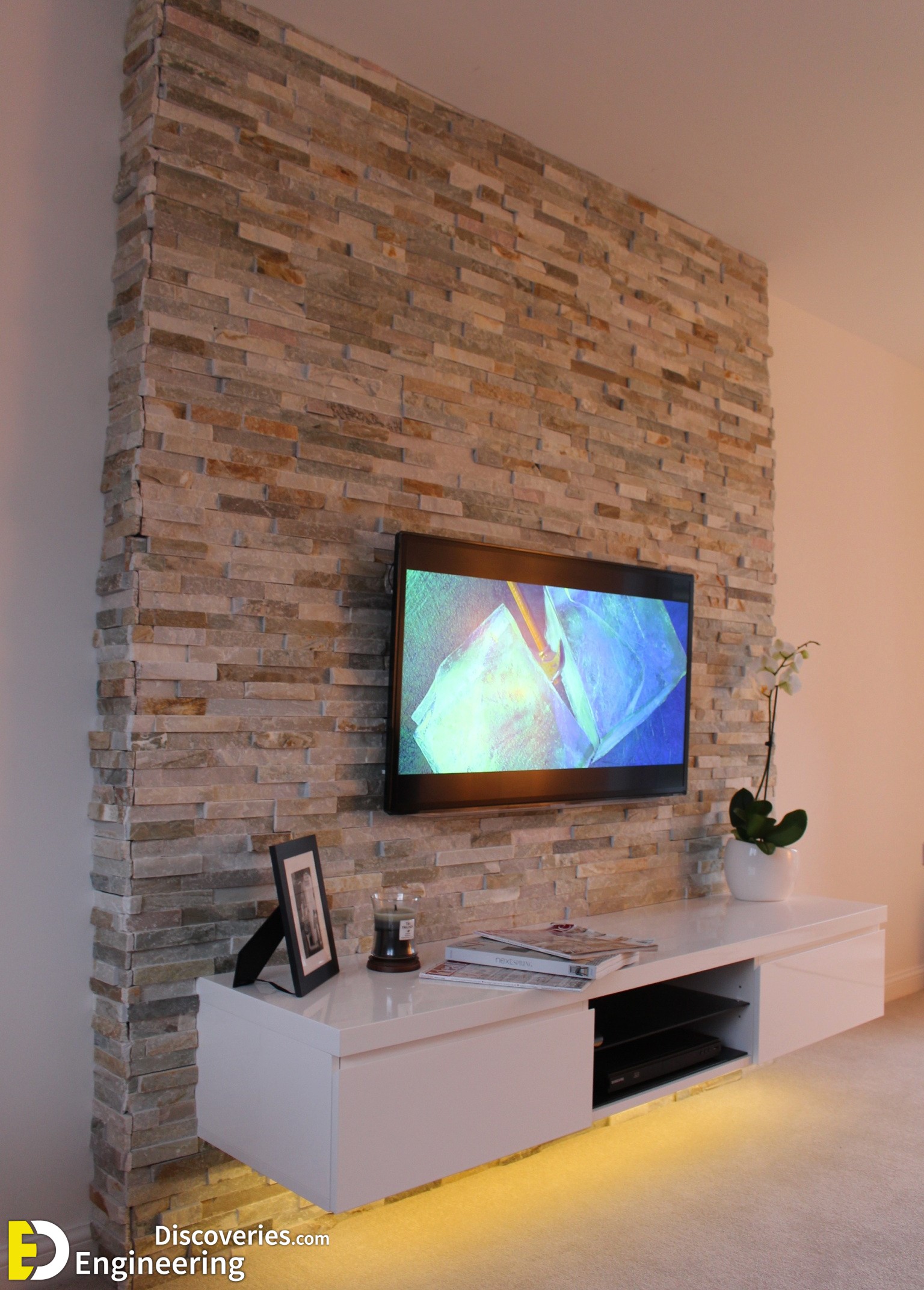 split-face-feature-tv-wall-mrs-stone-store-img_6111864c05758b5f_14-6471-1-979f19d.jpg