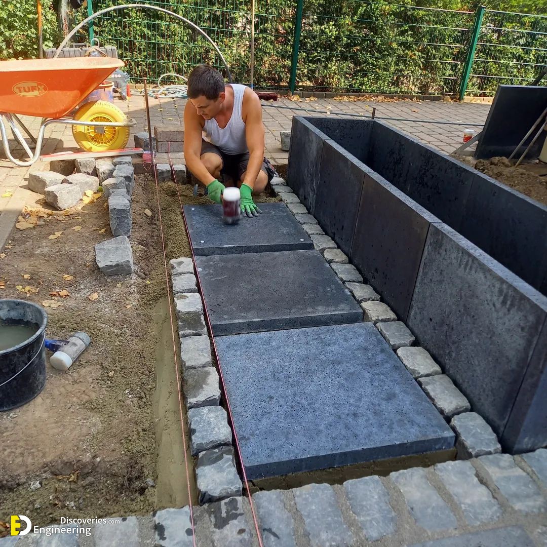 download208-1.jpg