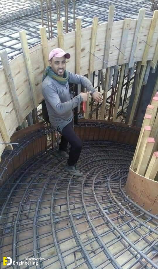 10-engineering-discoveries-302B-pictures-showing-rcc-concrete-stairs-under-construction.jpg