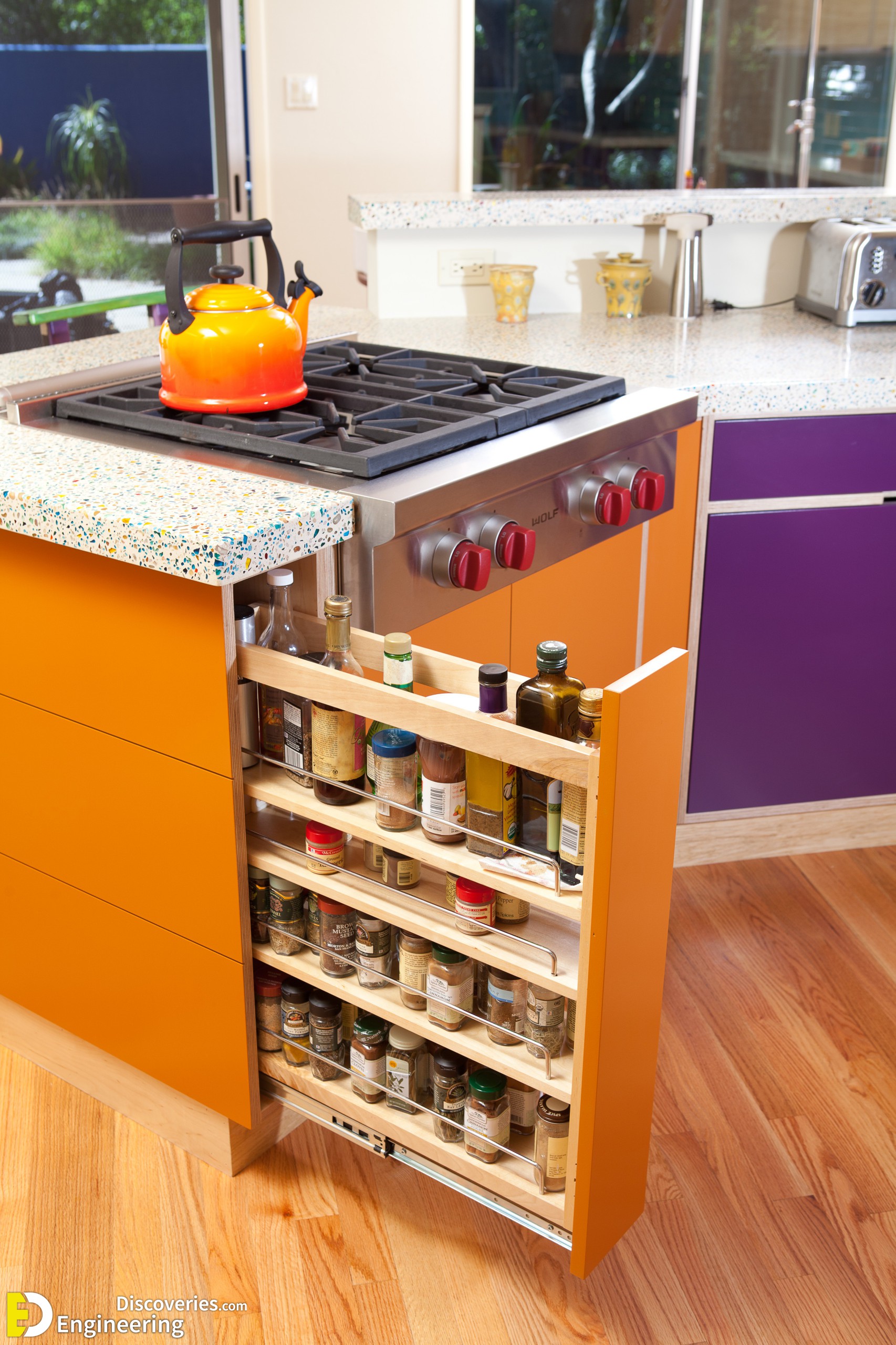 11-engineering-discoveries-31-practical-space-saving-solutions-for-small-apartments.jpg
