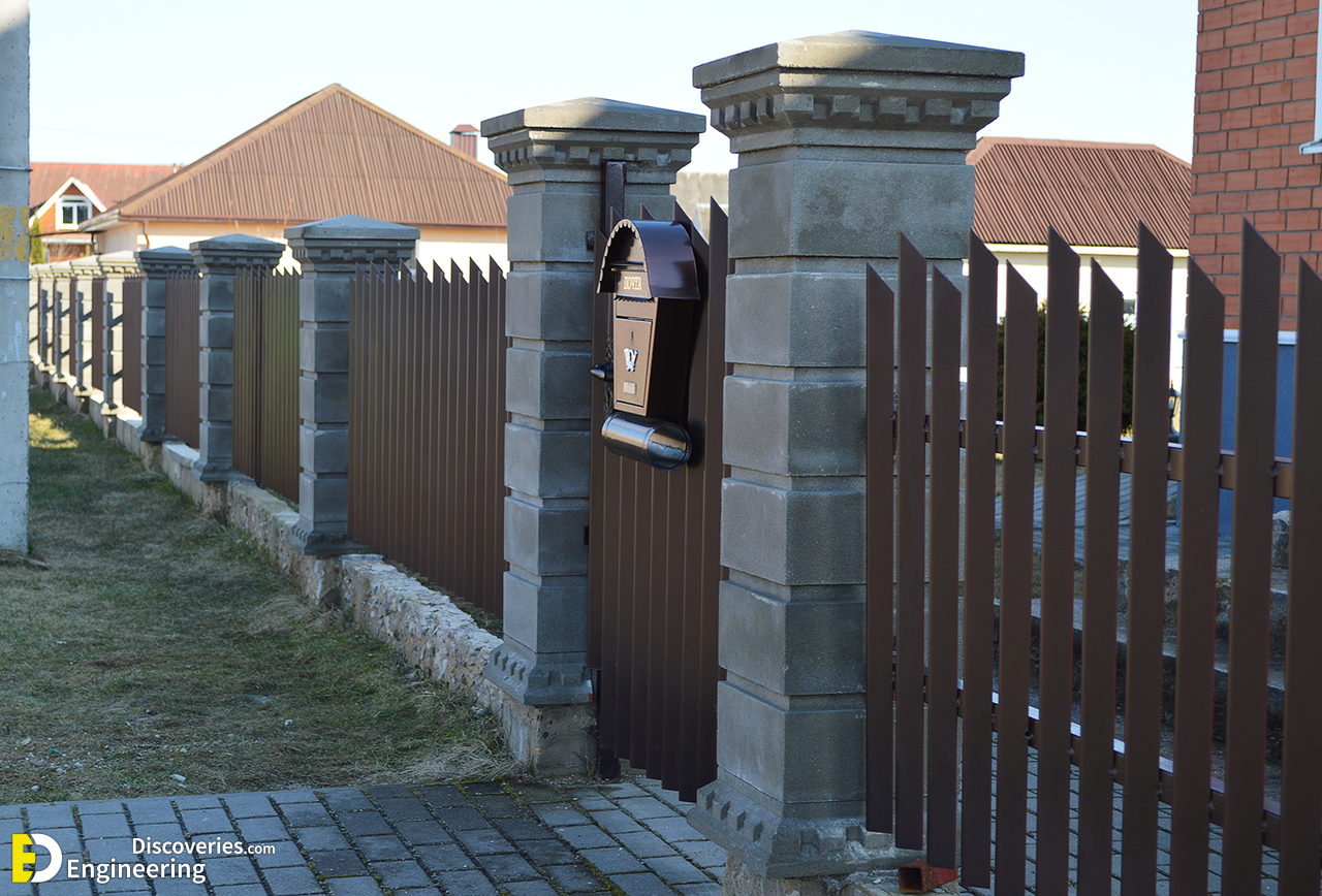 1619336623_32-p-na-uchastke-zabornie-bloki-dlya-stolbov-33.png