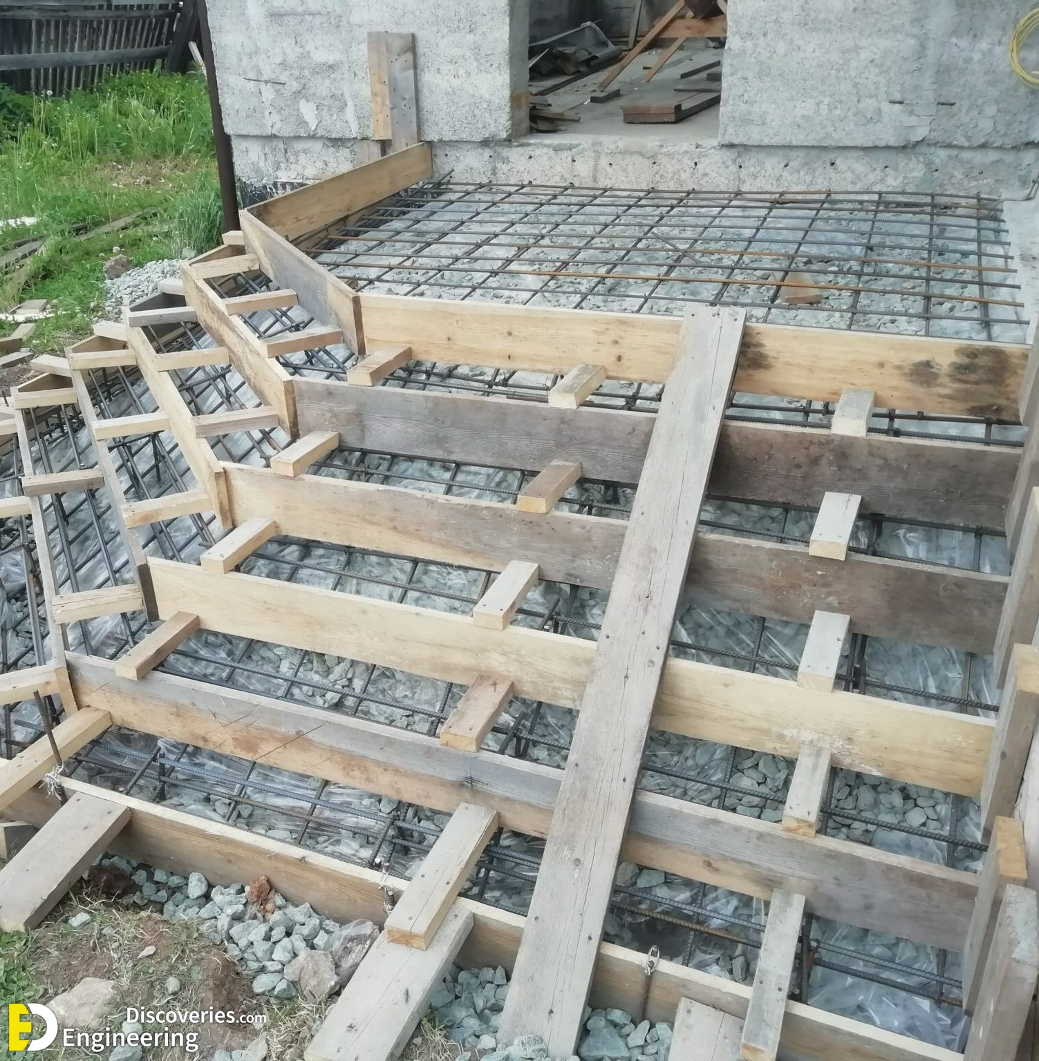 19-engineering-discoveries-how-to-construct-rcc-concrete-stairs.jpg