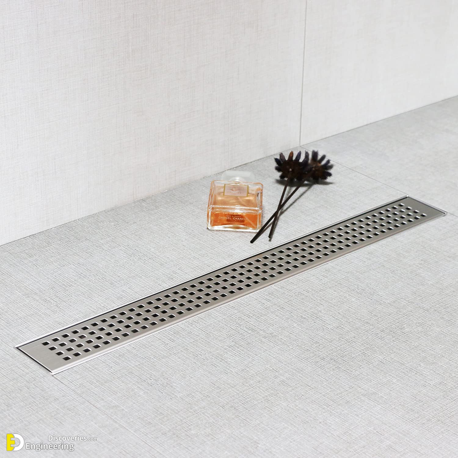 22-engineering-discoveries-302B-shower-floor-drain-design-ideas-for-your-bathroom.jpg