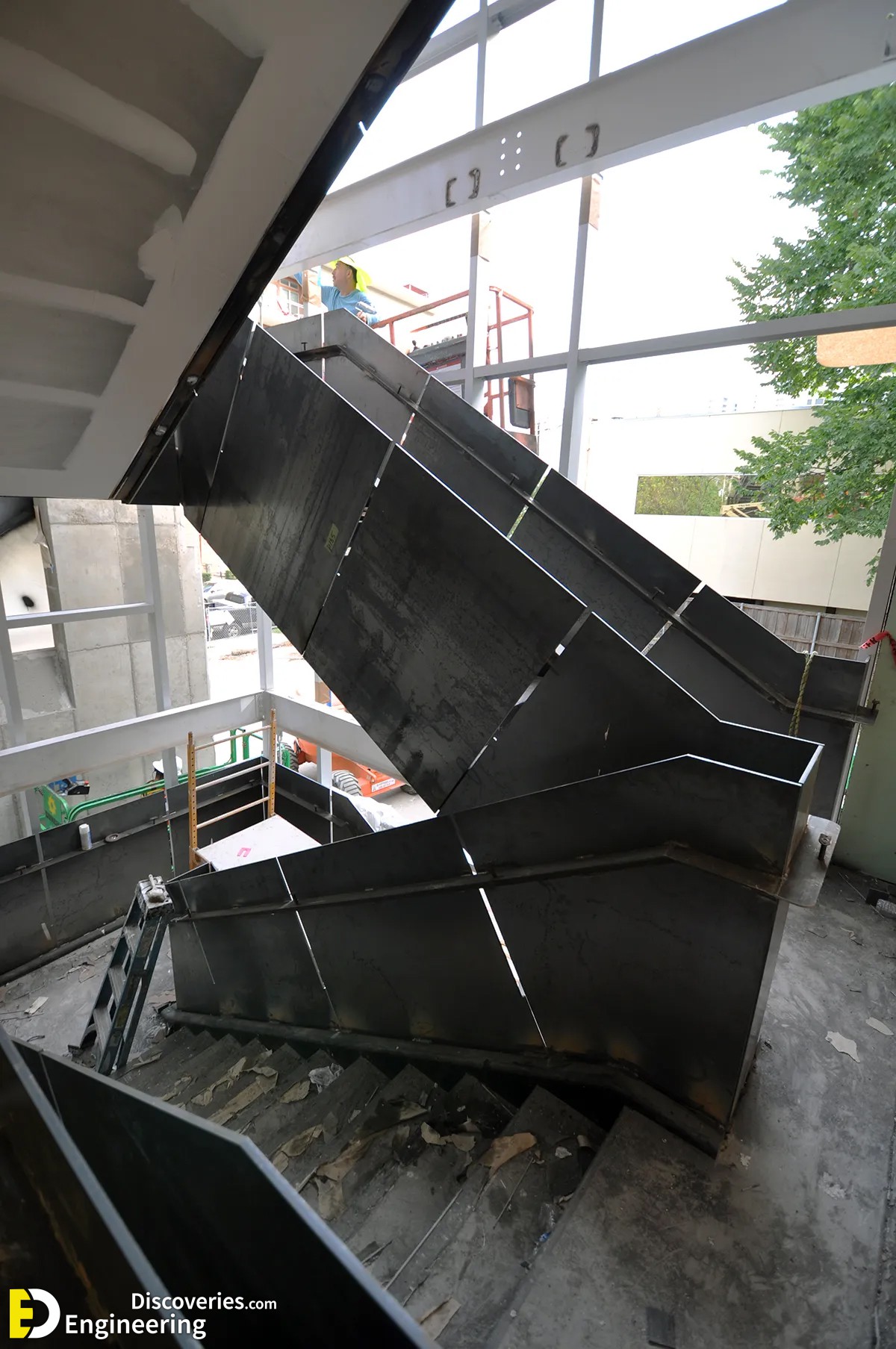 24-engineering-discoveries-272B-images-of-iron-stairs-under-construction-.jpg