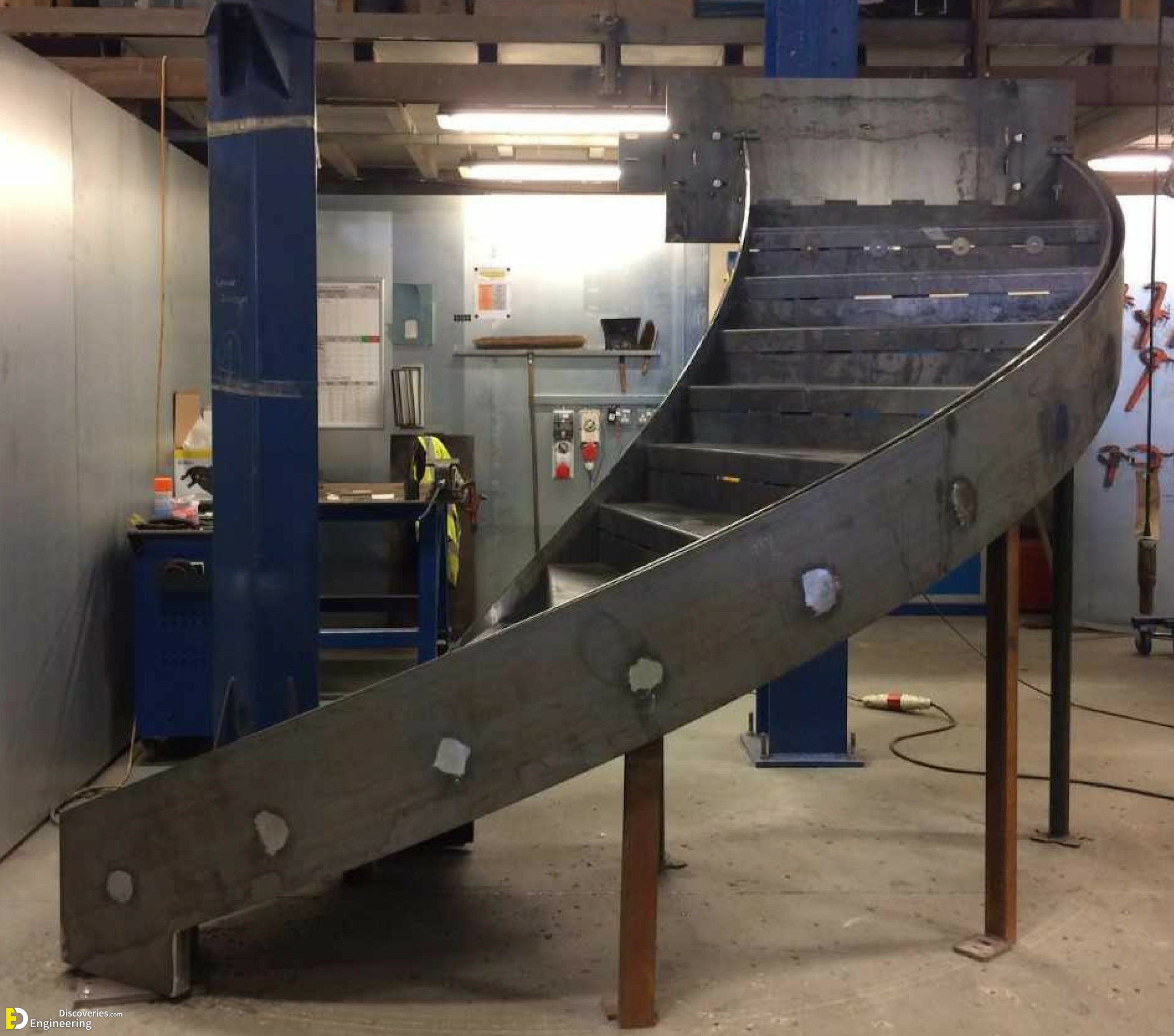 26-engineering-discoveries-272B-images-of-iron-stairs-under-construction-.jpg