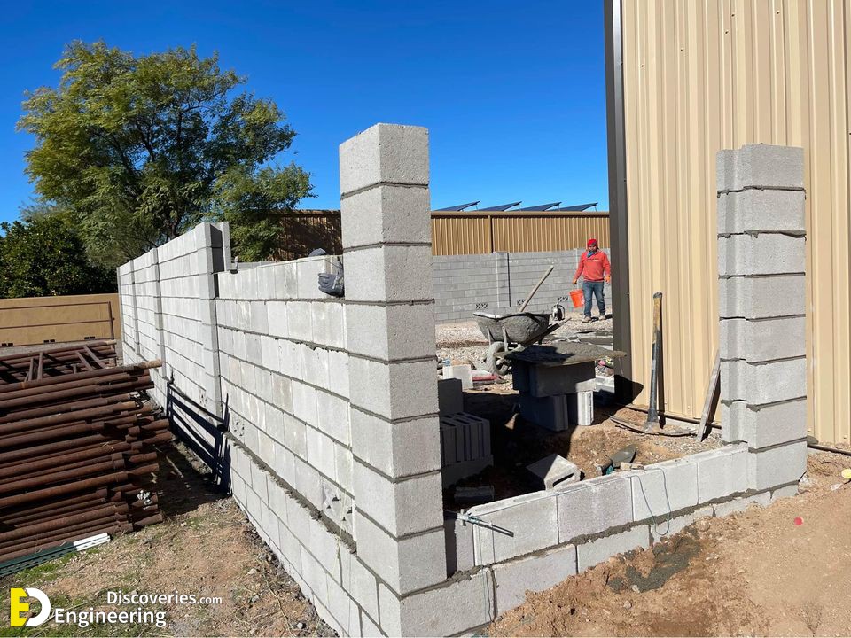 27-engineering-discoveries-302B-pictures-of-hollow-concrete-block-work.jpg