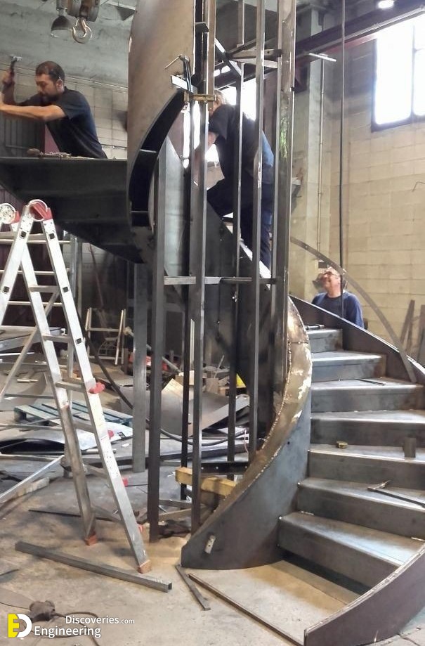 3-engineering-discoveries-272B-images-of-iron-stairs-under-construction-.jpg