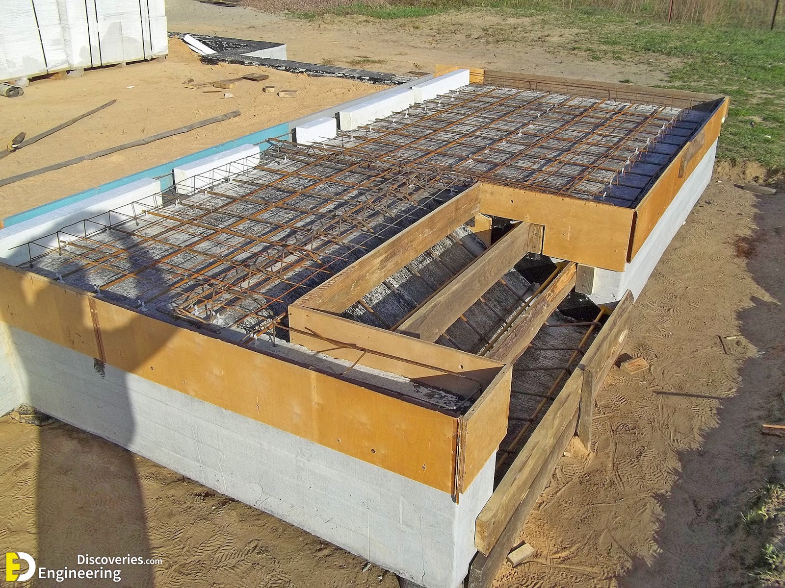 33-engineering-discoveries-how-to-construct-rcc-concrete-stairs.jpg