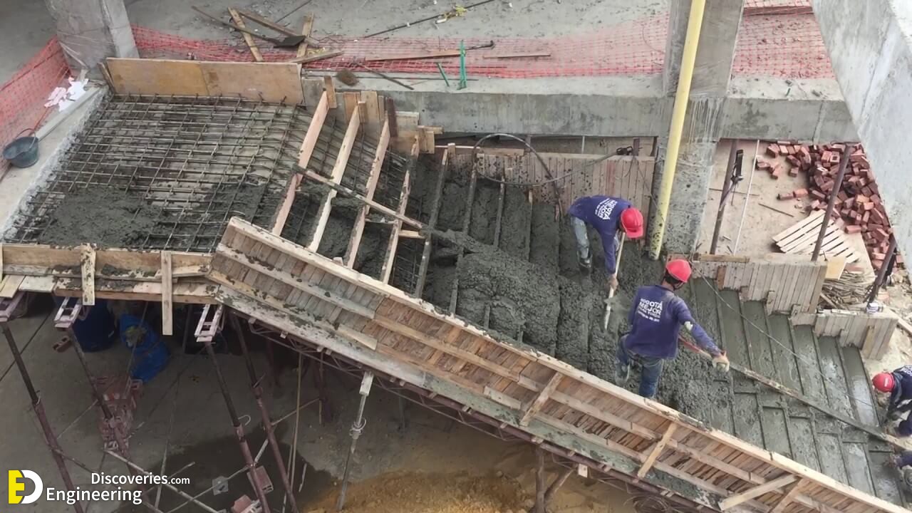 43-engineering-discoveries-302B-pictures-showing-rcc-concrete-stairs-under-construction.jpg