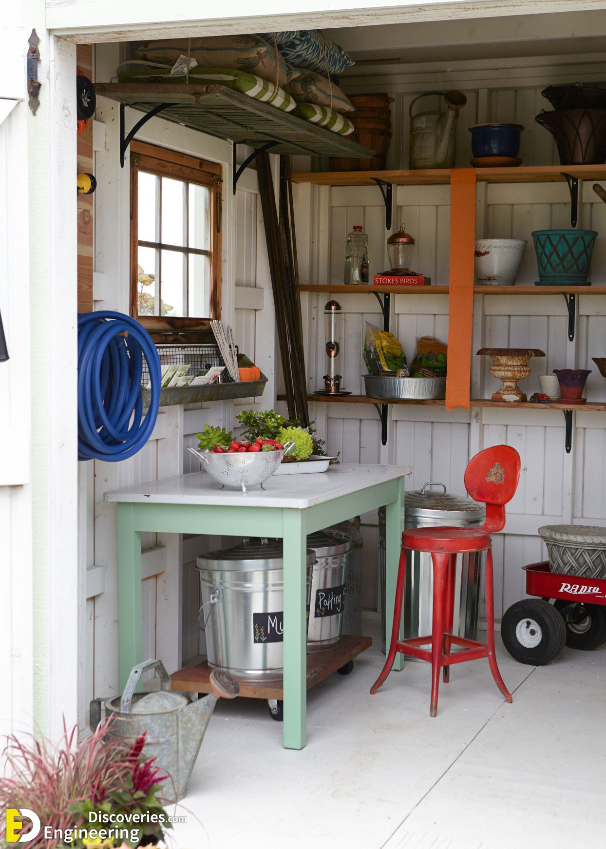 shed-work-table-shelves-storage-E0JOZb1dK4X9i5-MLD0pUk-3ee088de944b4bd0a72acc88aa03489e.jpg