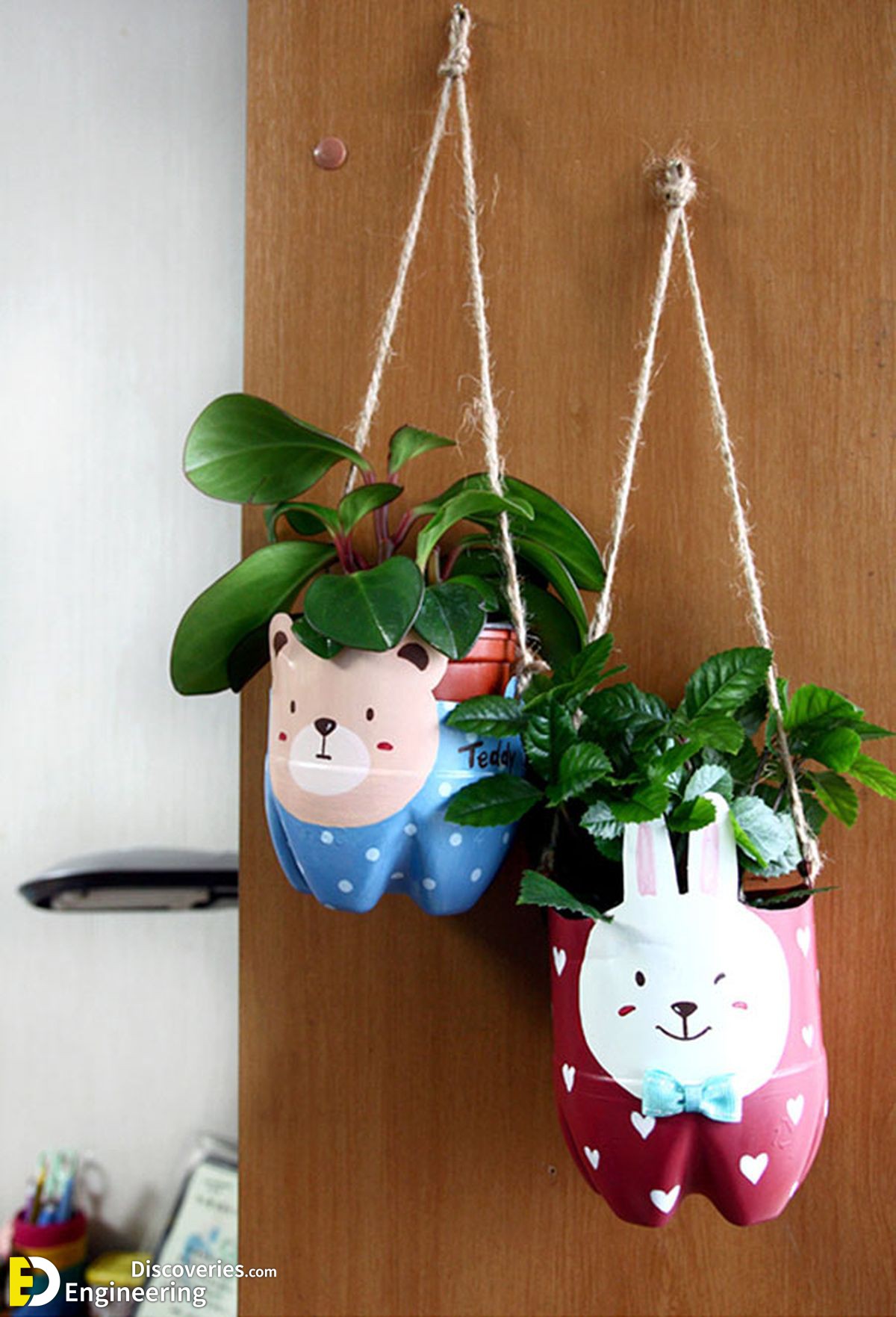 13-engineering-discoveries-312B-creative-ways-to-recycle-old-plastic-bottles.jpg
