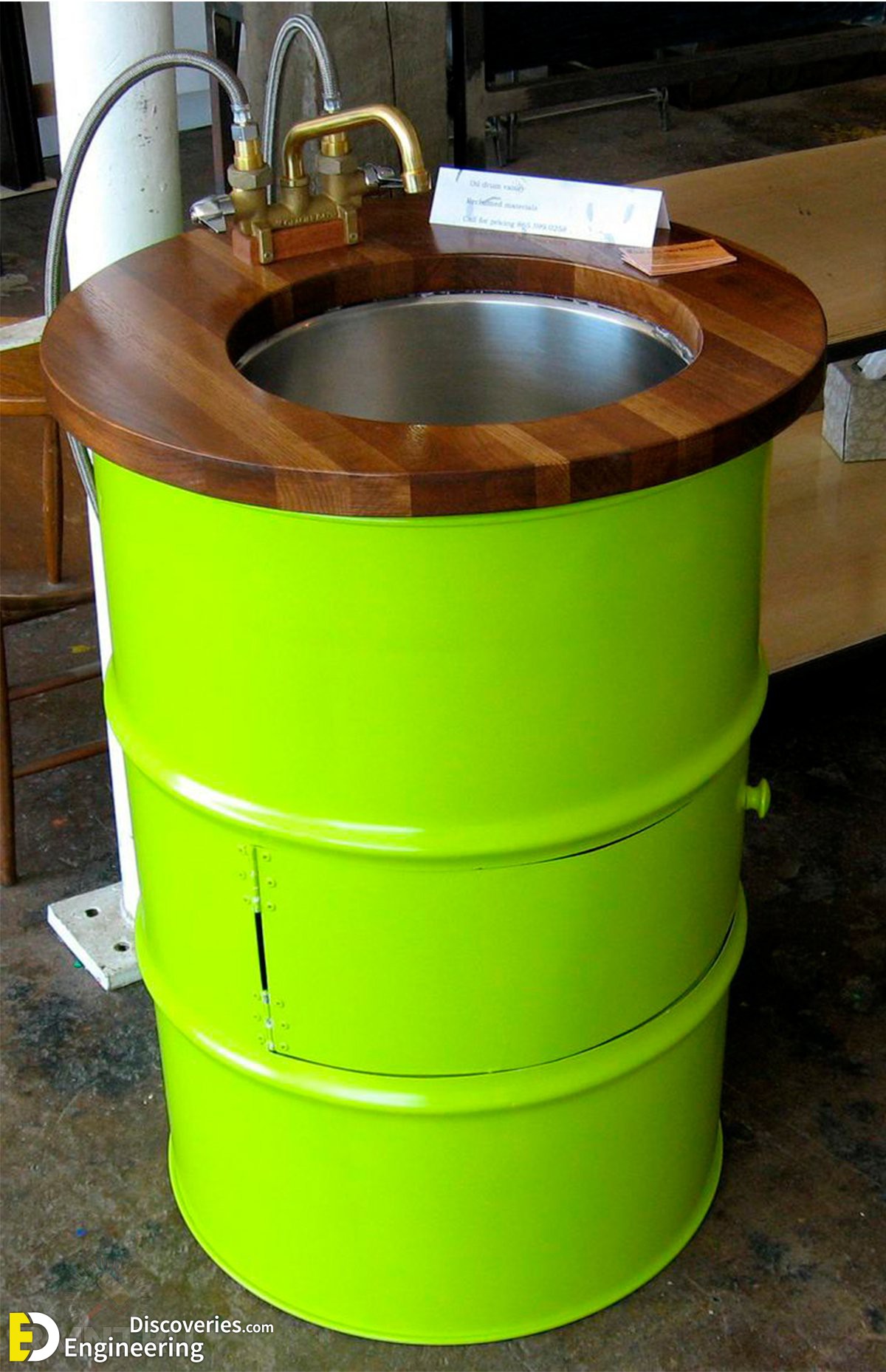 18-engineering-discoveries-inspiring-ways-to-upcycle-oil-barrels-into-beautiful-furniture.jpg