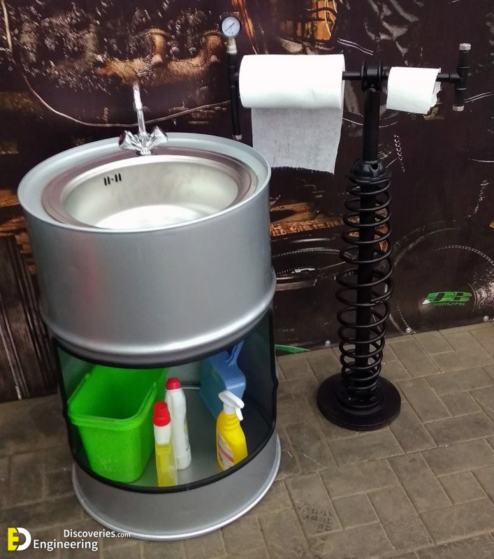 21-engineering-discoveries-inspiring-ways-to-upcycle-oil-barrels-into-beautiful-furniture.jpg