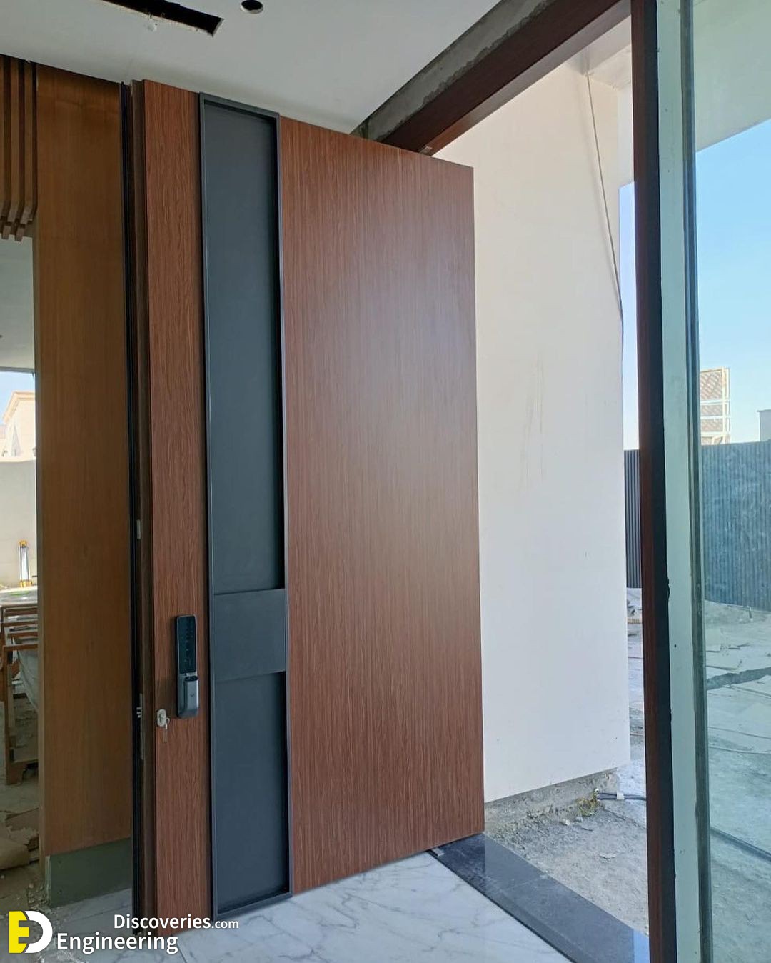 27-engineering-discoveries-innovative-front-door-designs-that-will-inspire-you.jpg