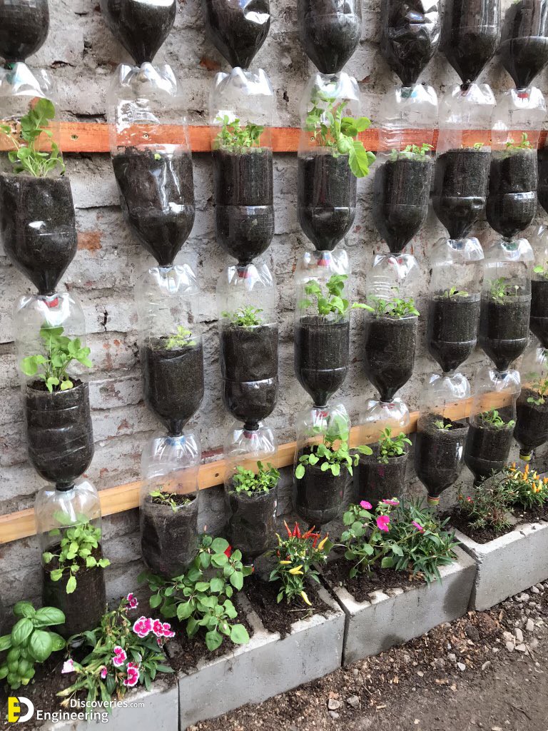 4-engineering-discoveries-312B-creative-ways-to-recycle-old-plastic-bottles.jpg
