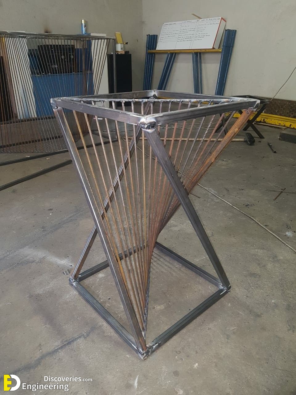 10-engineering-discoveries-beautiful-iron-shapes-that-will-make-your-jaw-drop.jpg