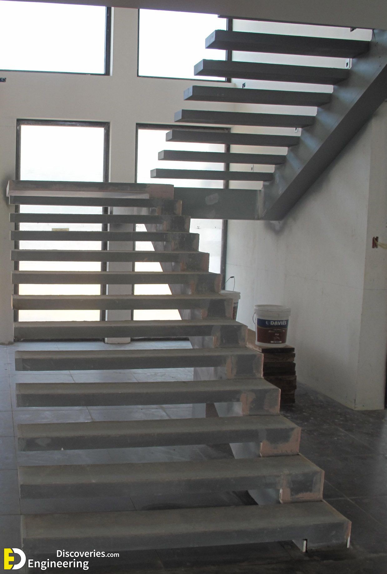 10-engineering-discoveries-step-by-step-guide-to-building-cantilevered-stairs.jpg