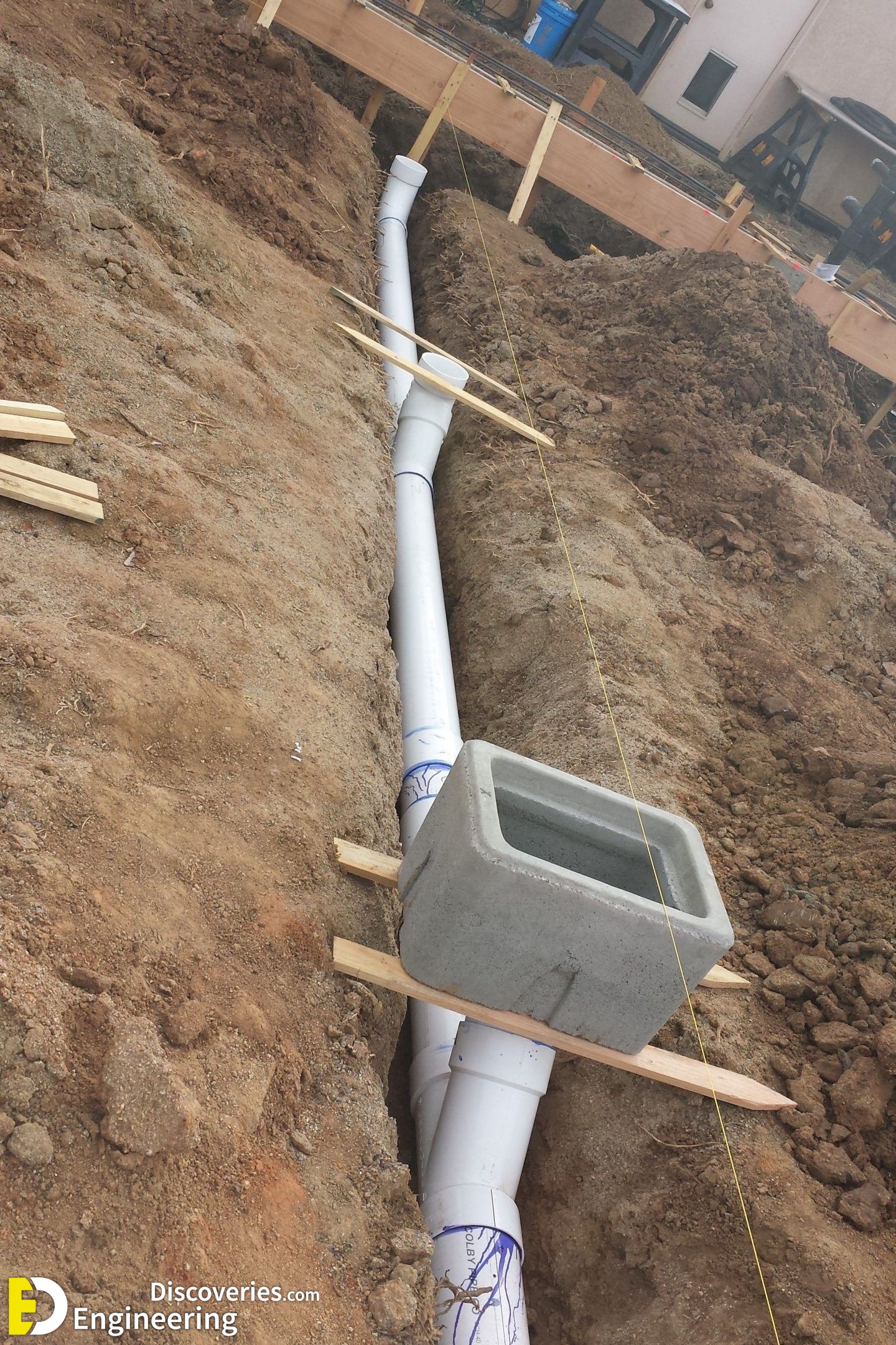 13-engineering-discoveries-312B-eye-opening-images-of-underground-drainage-system-installations.jpg