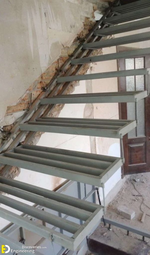 Step-by-step Guide To Building Cantilevered Stairs 