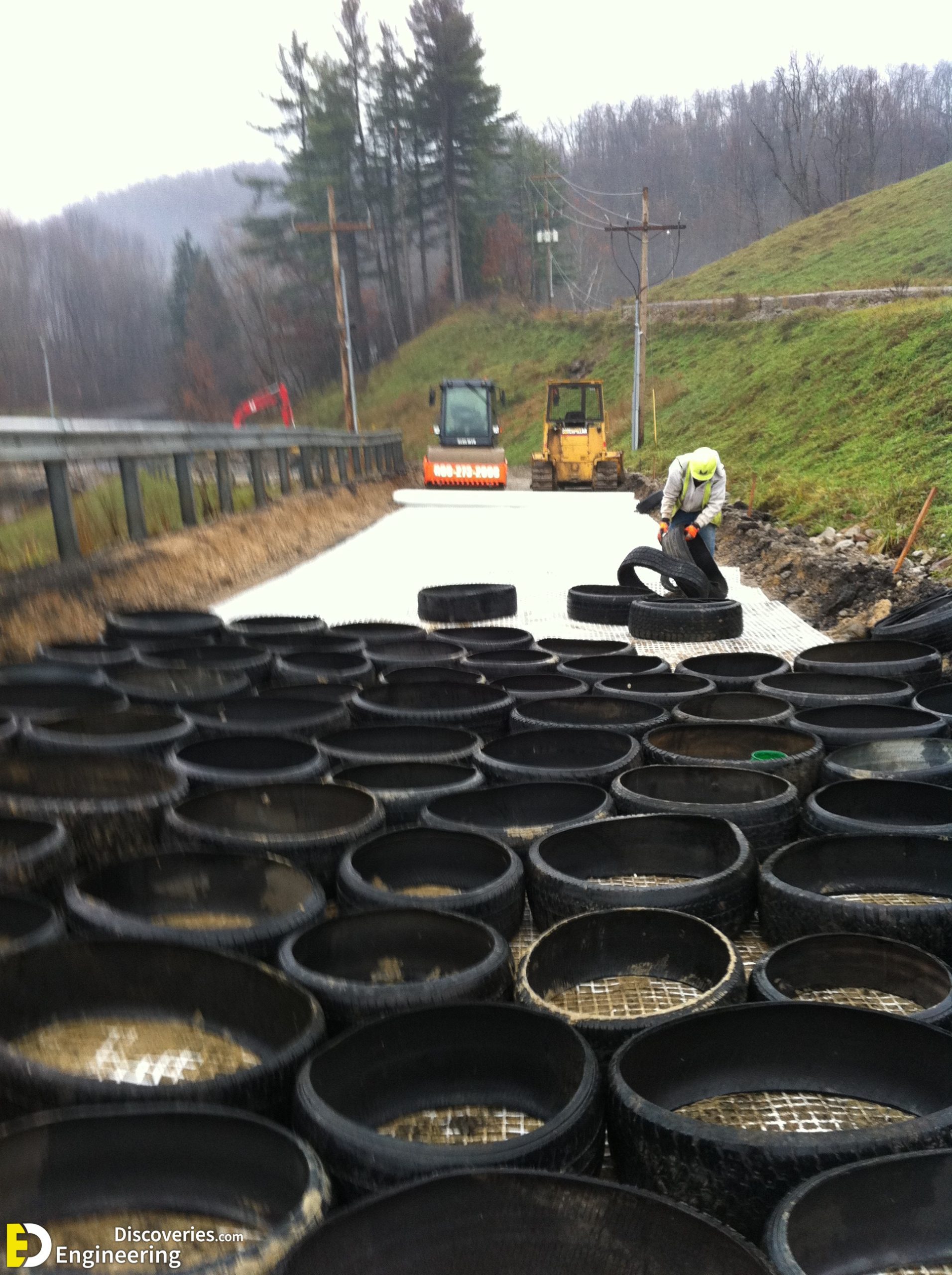3-engineering-discoveries-construction-of-low-traffic-roads-by-using-old-tires-scaled.jpg