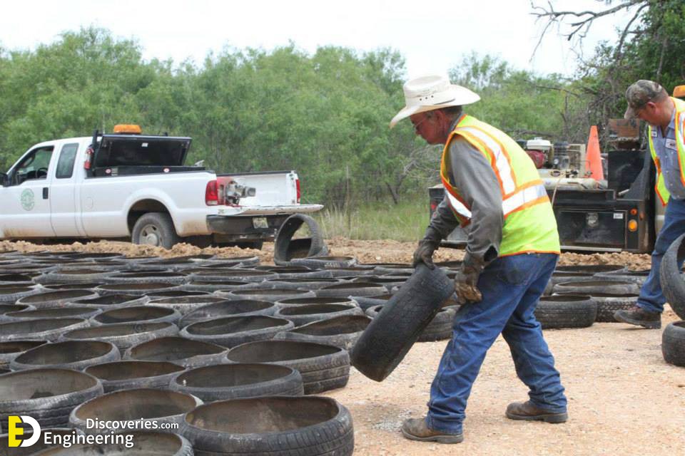9-engineering-discoveries-construction-of-low-traffic-roads-by-using-old-tires.jpg