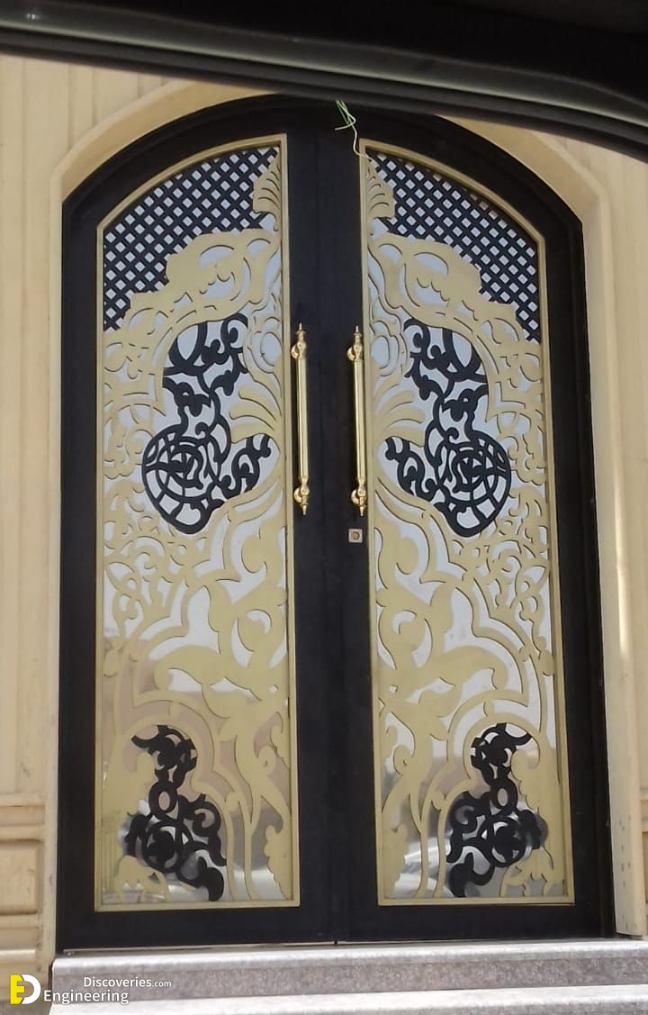 9-engineering-discoveries-the-artistry-of-cnc-laser-cutting-in-crafting-metal-doors.jpg