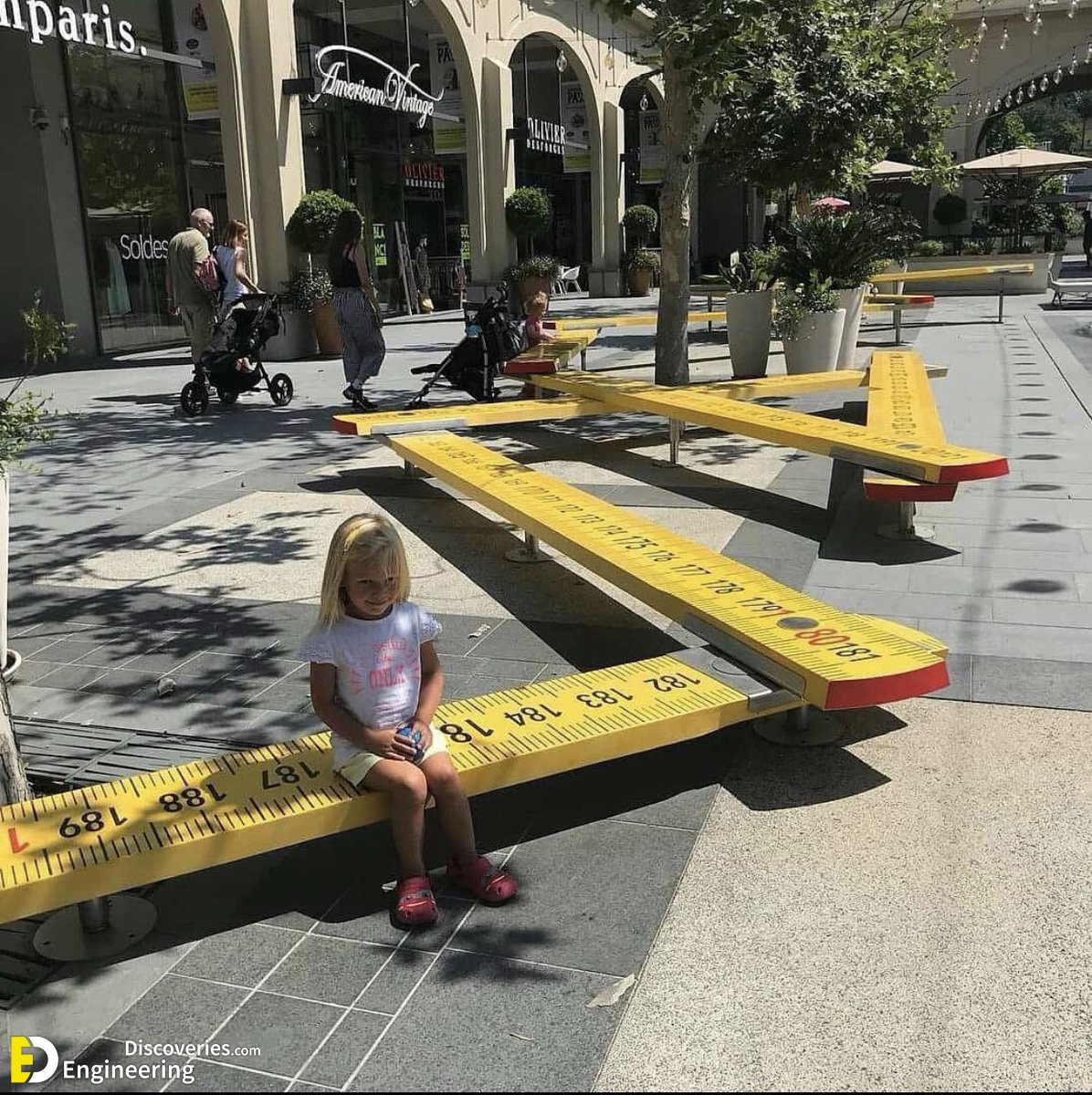 1-engineering-discoveries-public-spaces-personal-comfort-amazing-street-seating-designs-you-wonand8217t-believe-1.jpg