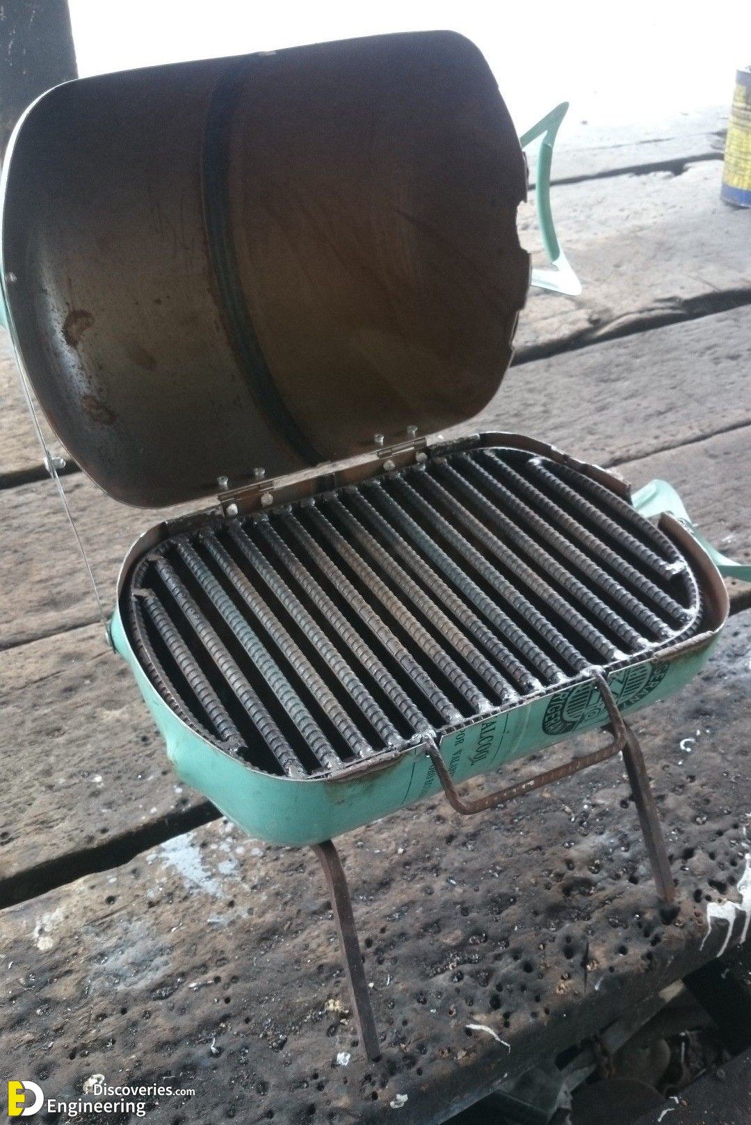 16-engineering-discoveries-how-to-make-a-bbq-smoker-for-your-backyard.jpg