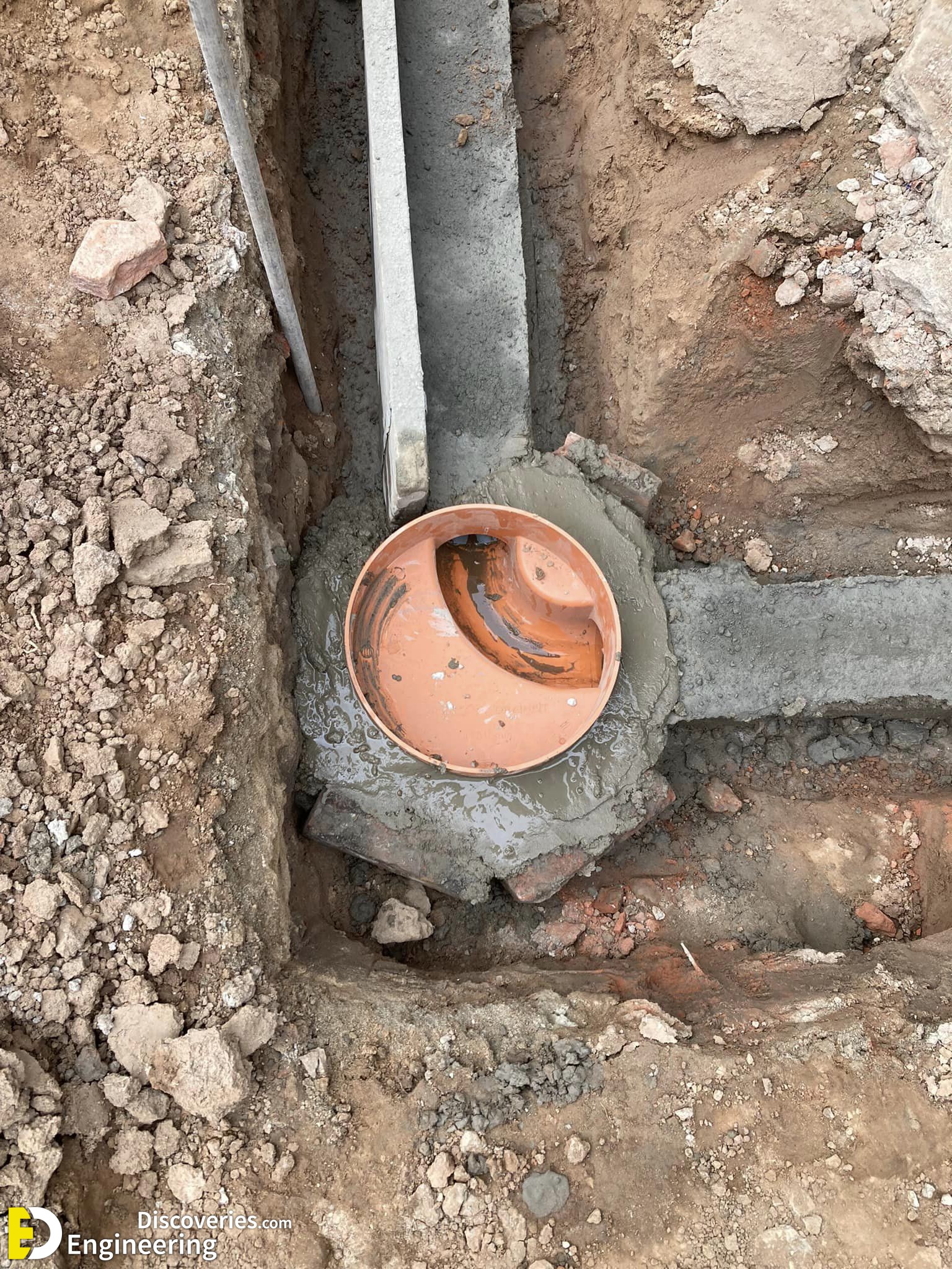 17-engineering-discoveries-beneath-our-feet-captivating-photos-show-the-intricate-world-of-underground-drainage-systems.jpg