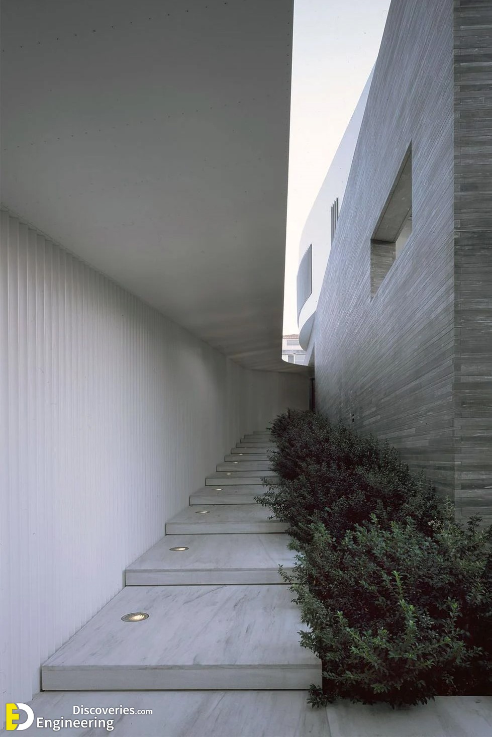 25-engineering-discoveries-unveiling-the-magic-transforming-neglected-spaces-into-enchanting-under-stair-gardens.jpg