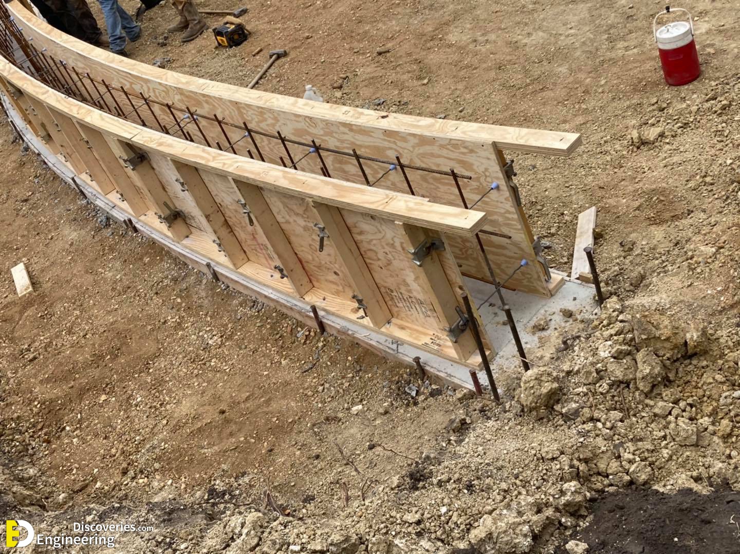 26-engineering-discoveries-learn-formwork-installation-through-282B-enlightening-photos.jpg
