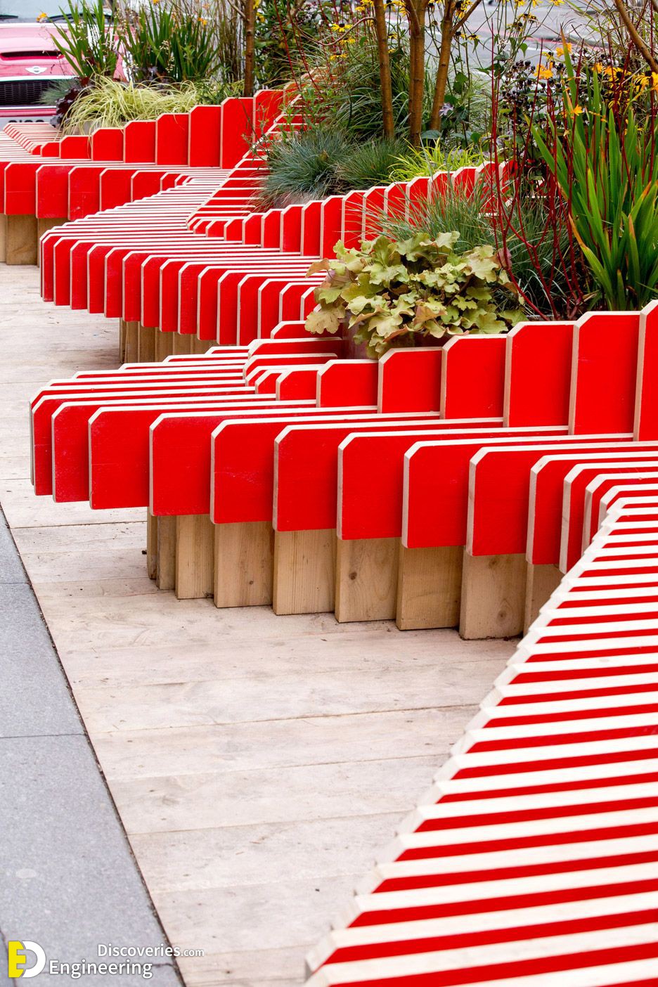 8-engineering-discoveries-public-spaces-personal-comfort-amazing-street-seating-designs-you-wonand8217t-believe.jpg