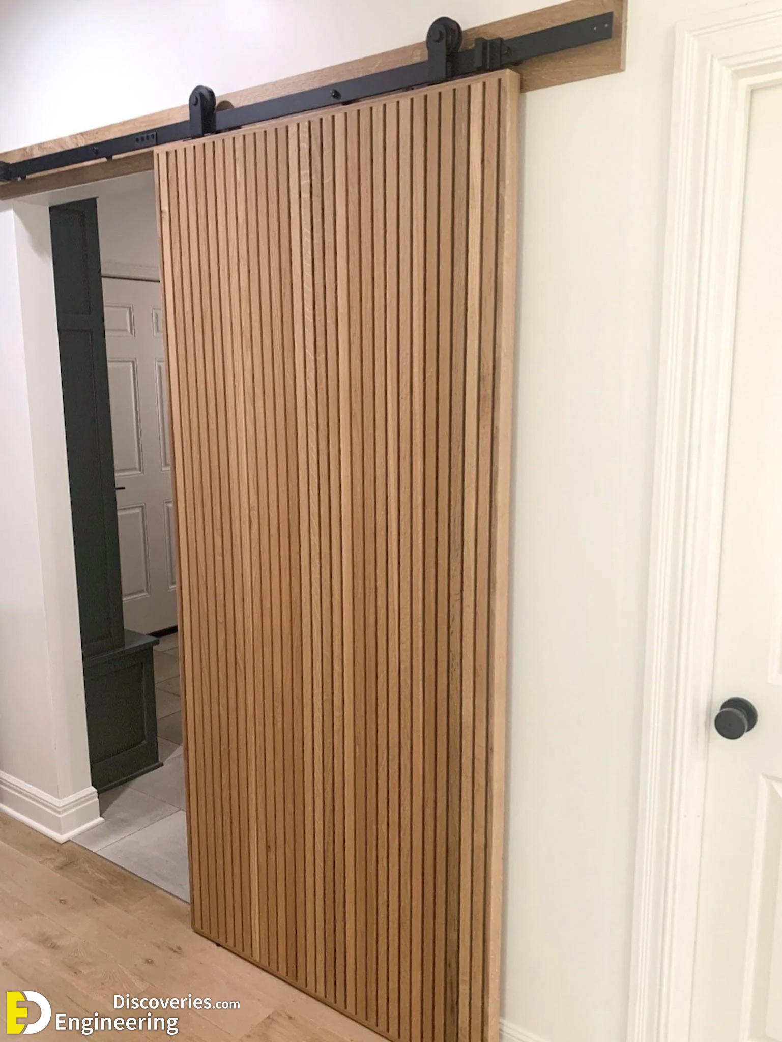 walston-door-company-stain-grade-door-modern-slat-door-40317301031185_5000x20copy.jpg