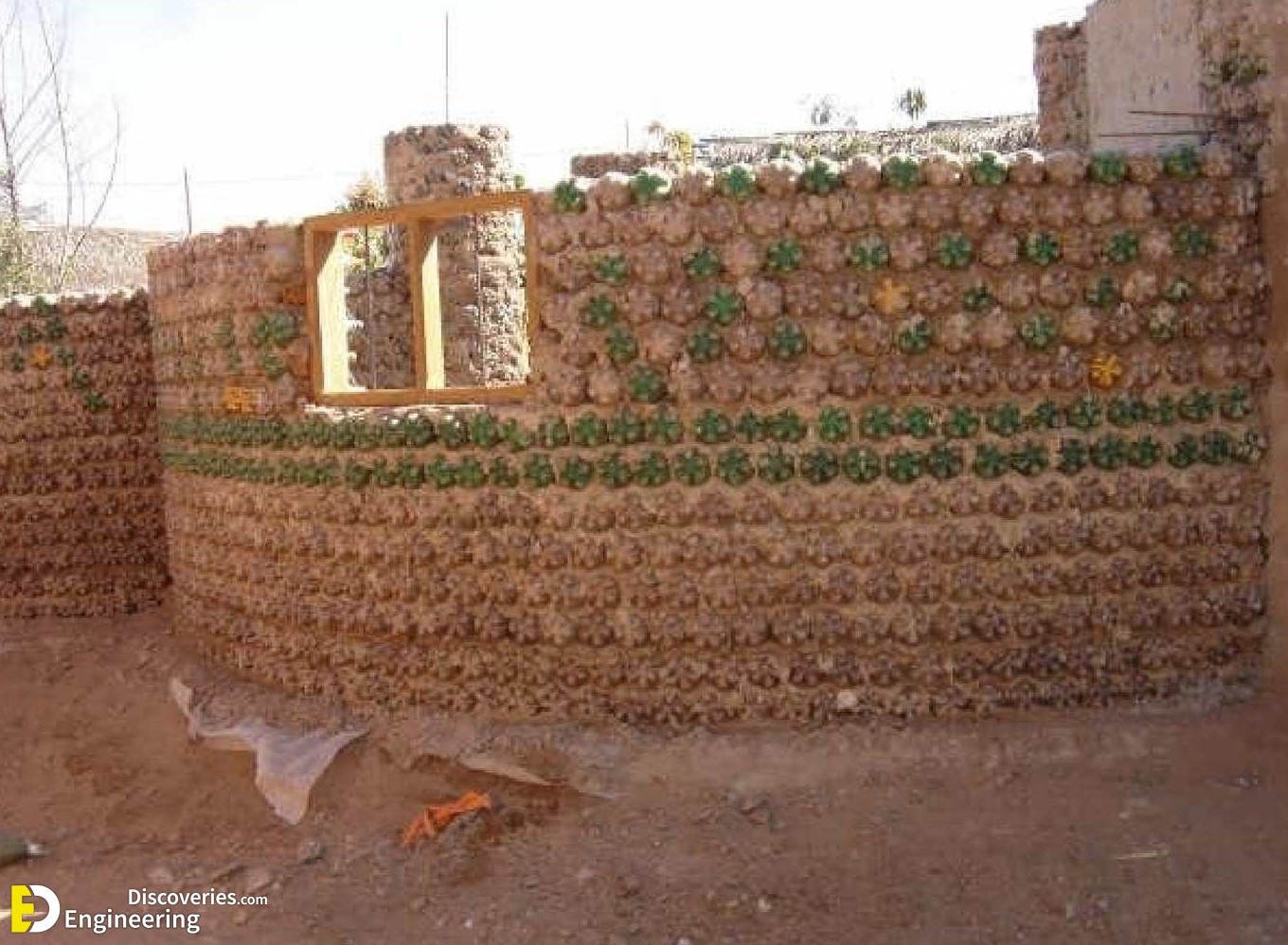 12-engineering-discoveries-how-to-build-a-house-made-from-pet-plastic-bottles.jpg