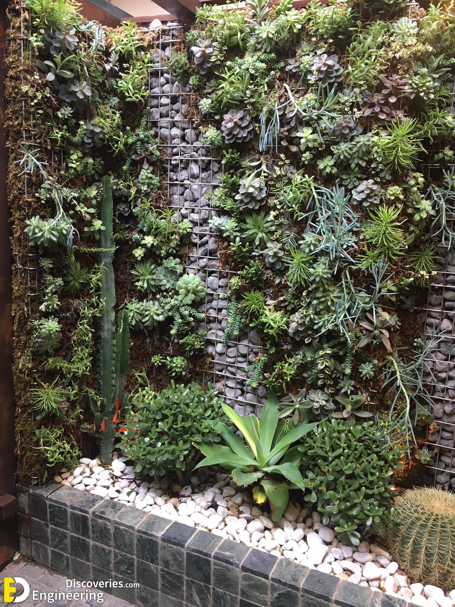 13-engineering-discoveries-how-to-fence-your-patio-without-spending-a-lot-in-the-process.jpg