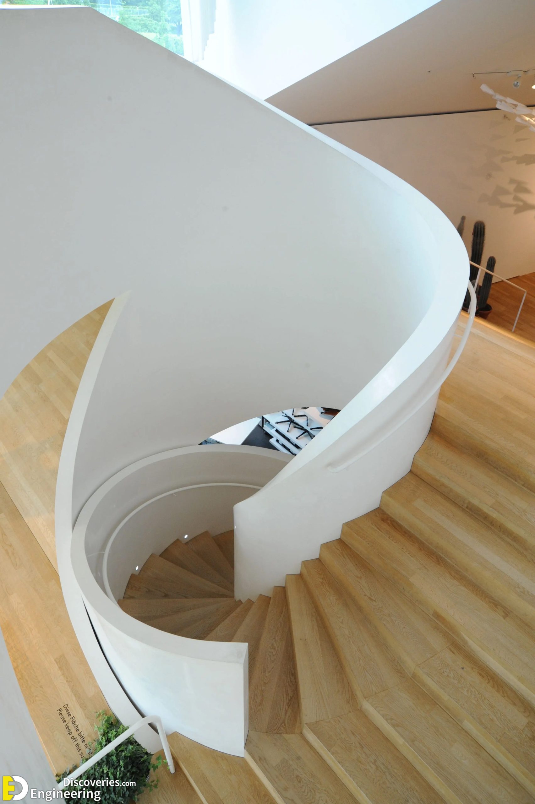 18-engineering-discoveries-spiraling-elegance-discover-the-most-stunning-spiral-staircase-designs-scaled.jpg