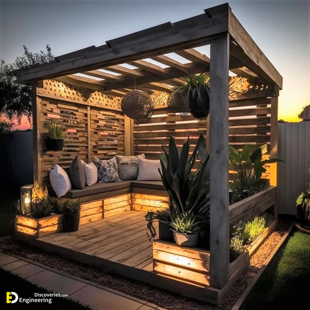 19-engineering-discoveries-redefine-outdoor-living-wooden-pallet-creations-that-wow.jpg