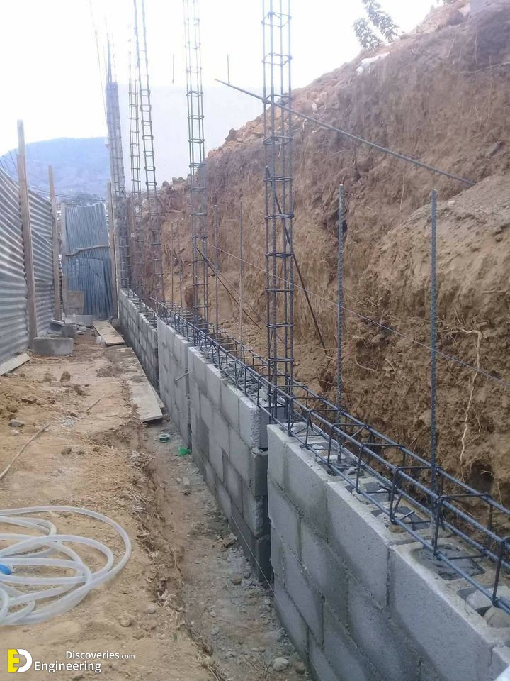 2-engineering-discoveries-how-to-build-a-reinforcement-hollow-concrete-block-wall.jpg
