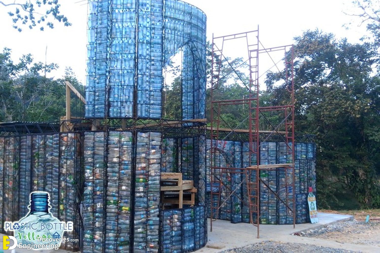 31-engineering-discoveries-how-to-build-a-house-made-from-pet-plastic-bottles.jpg
