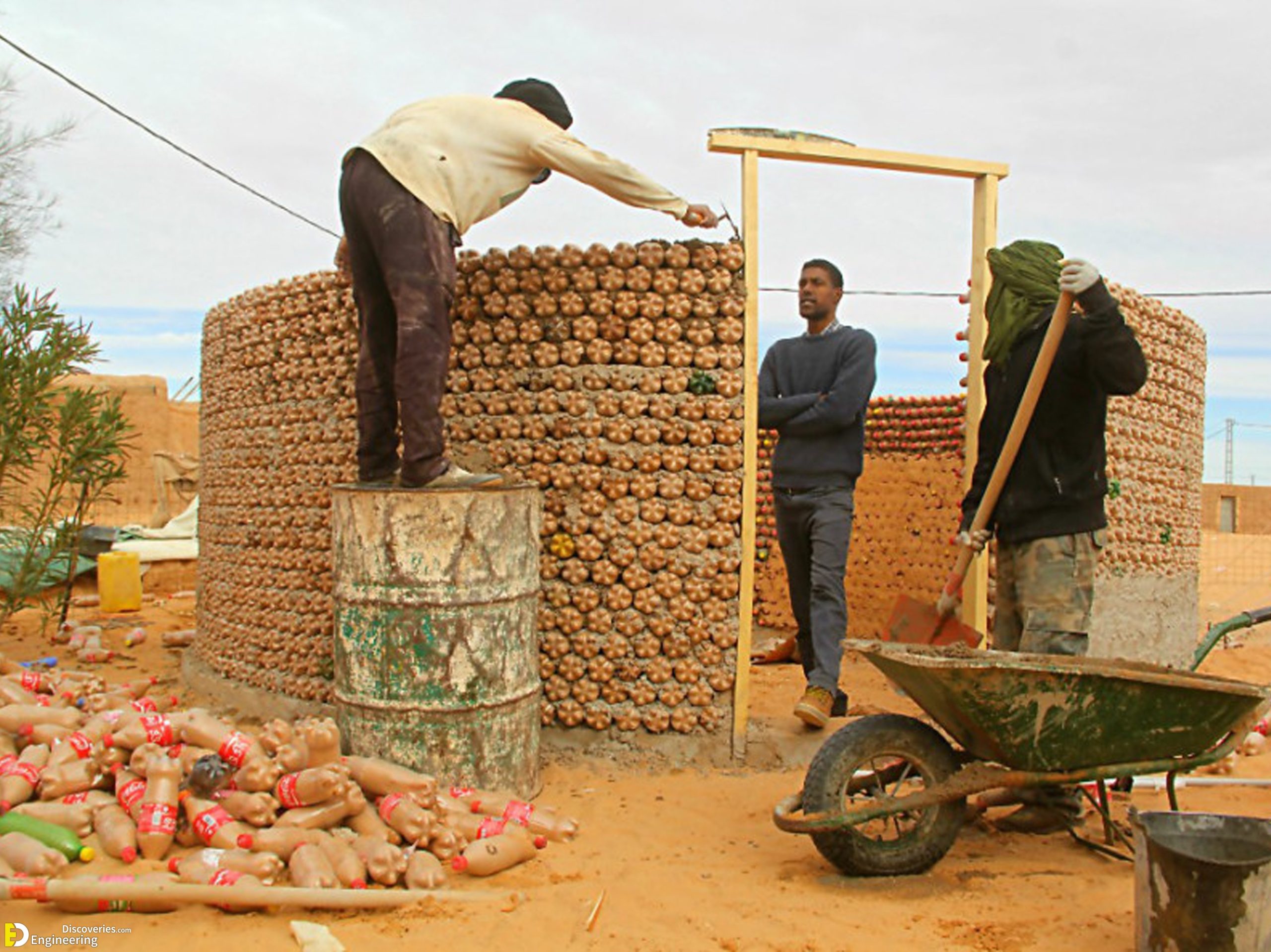 4-engineering-discoveries-how-to-build-a-house-made-from-pet-plastic-bottles-scaled.jpg