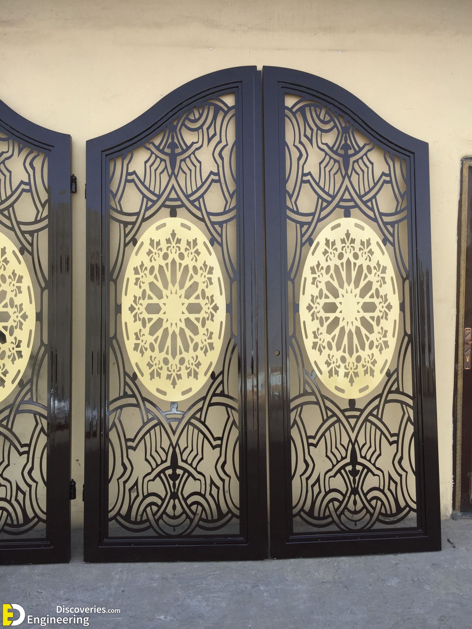5-engineering-discoveries-amazing-steel-cnc-laser-cut-main-door-designs-scaled.jpg