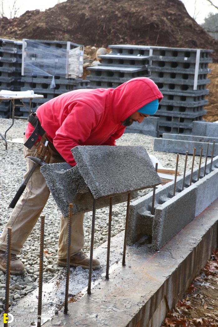 5-engineering-discoveries-how-to-build-a-reinforcement-hollow-concrete-block-wall.jpg