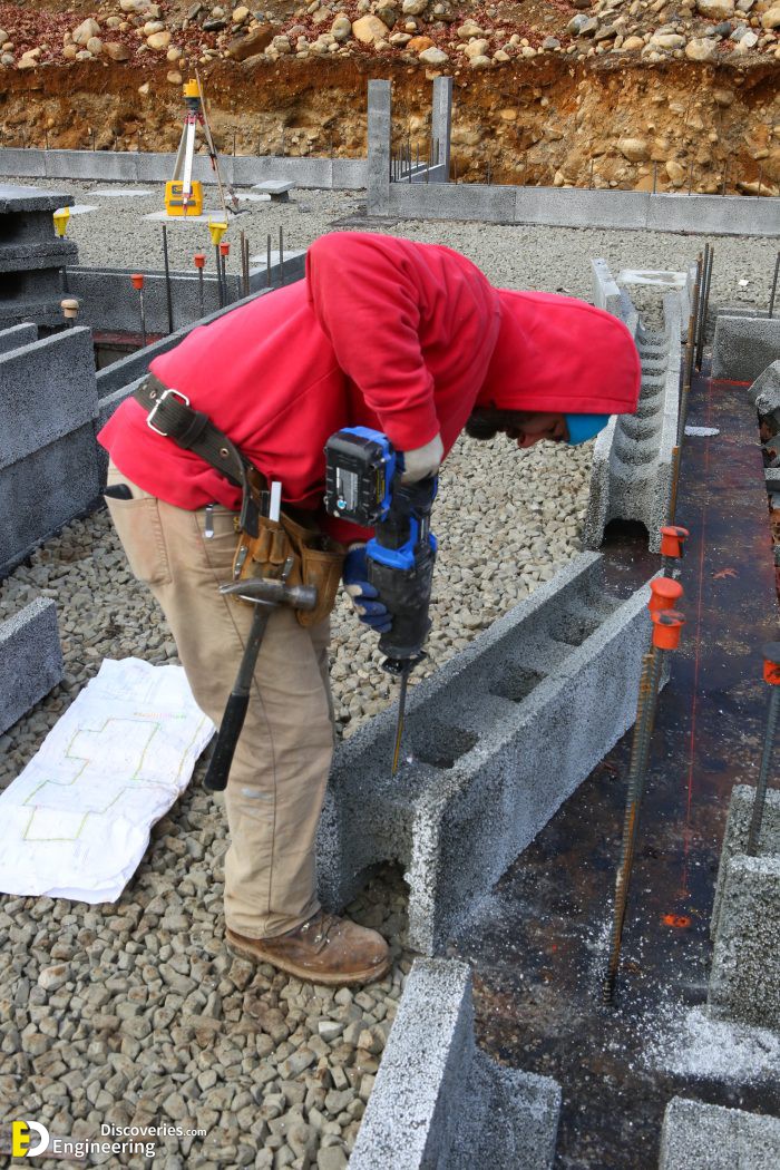 6-engineering-discoveries-how-to-build-a-reinforcement-hollow-concrete-block-wall.jpg