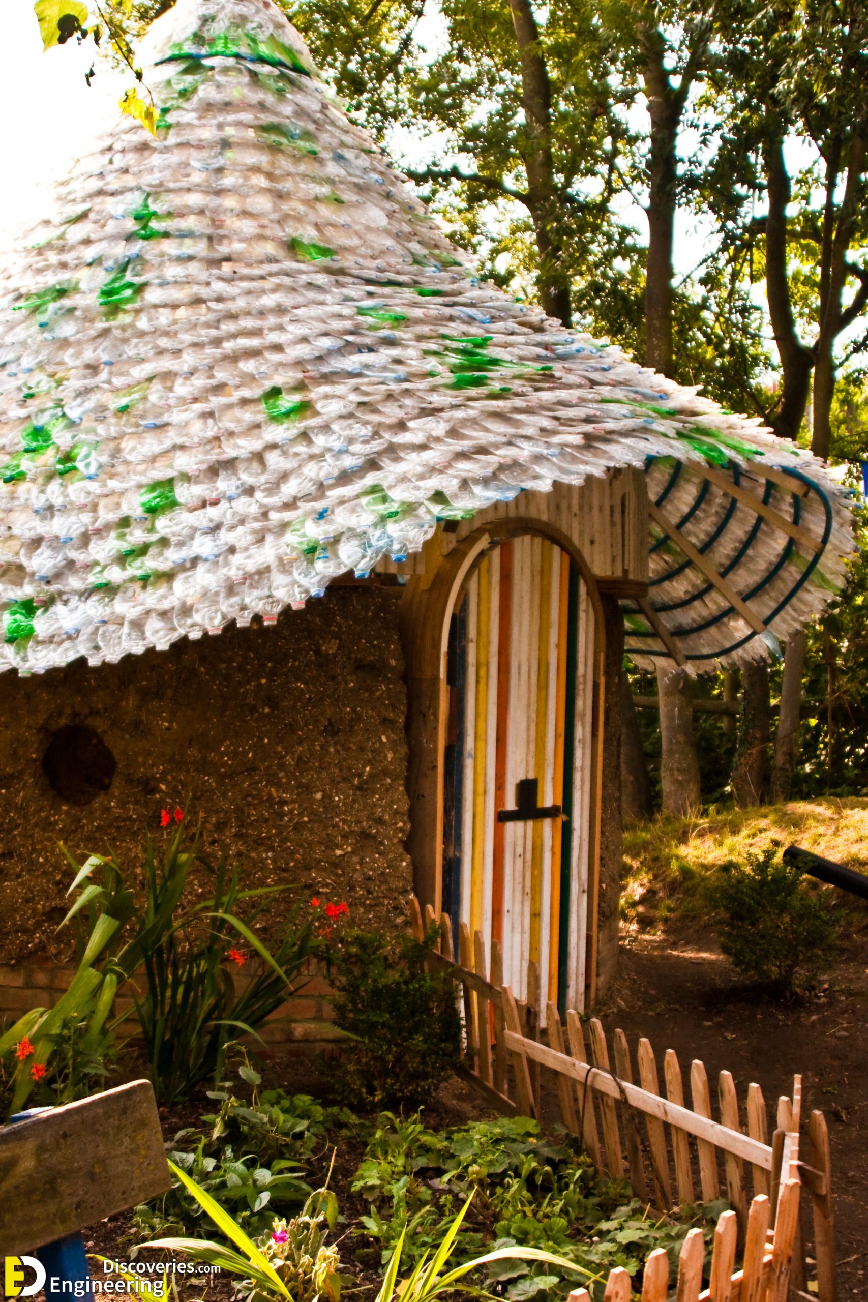 7-engineering-discoveries-how-to-build-a-house-made-from-pet-plastic-bottles-scaled.jpg