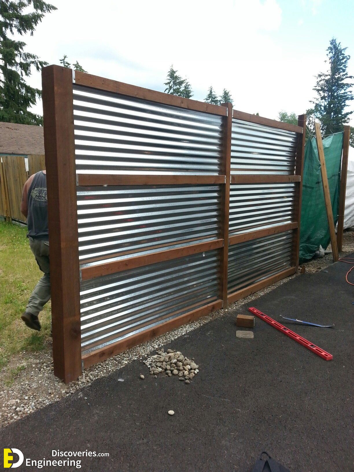 7-engineering-discoveries-how-to-fence-your-patio-without-spending-a-lot-in-the-process.jpg