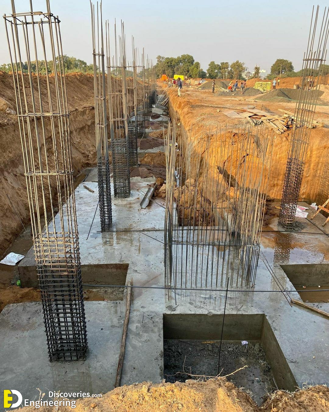 9-engineering-discoveries-reinforced-concrete-structures-under-construction.jpg