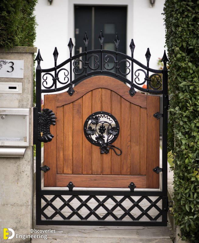1-engineering-discoveries-step-into-luxury-front-iron-gate-designs-that-redefine-home-entrances.jpg