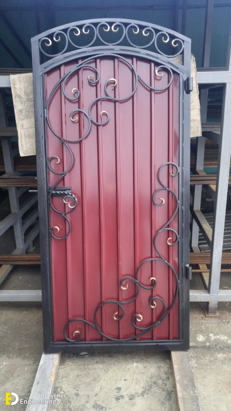 11-engineering-discoveries-step-into-luxury-front-iron-gate-designs-that-redefine-home-entrances.jpg