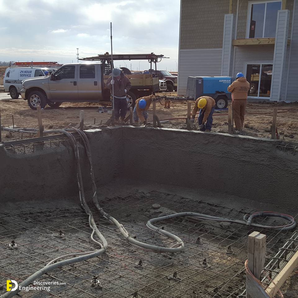 14-engineering-discoveries-from-groundwork-to-glory-332B-epic-photos-of-an-rcc-swimming-pool-under-construction.jpg